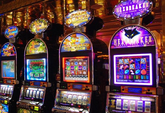 live casino slot machine